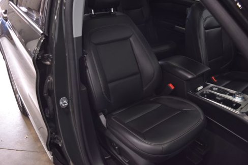 Used 2022 Ford Explorer XLT w/ Equipment Group 202A image 45