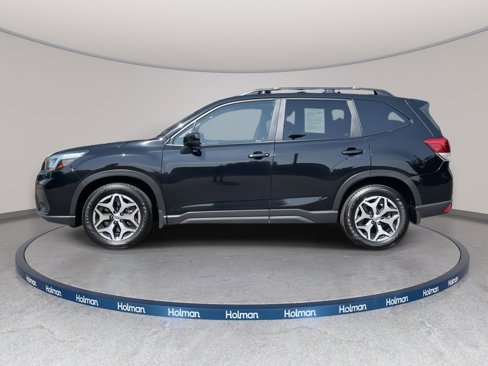 Used 2019 Subaru Forester Premium image 4