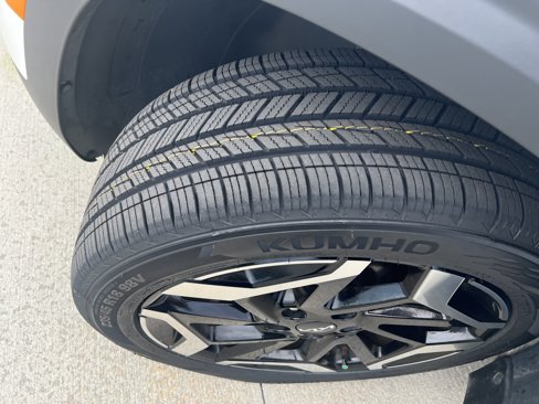 Used 2024 Kia Seltos SX w/ SX Sunroof Package image 12