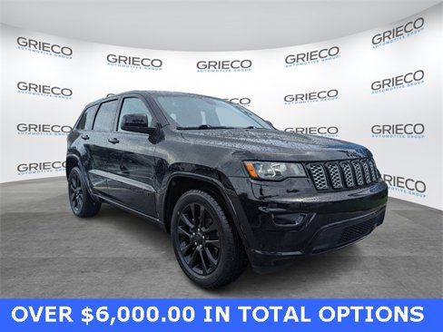 Used 2020 Jeep Grand Cherokee Altitude image 1