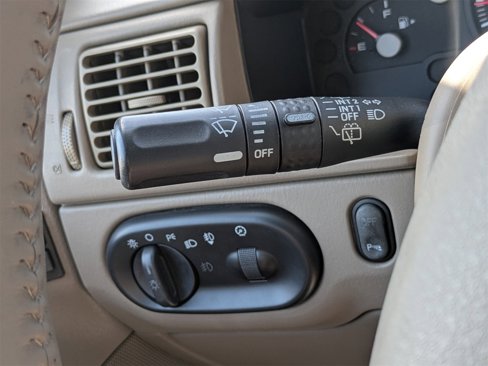 Used 2003 Ford Explorer Eddie Bauer image 30
