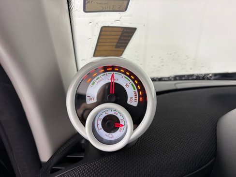 Used 2018 smart fortwo electric drive image 17