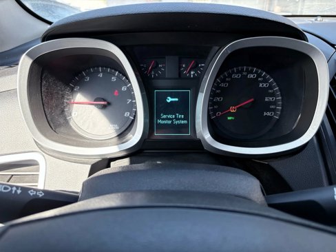 Used 2015 Chevrolet Equinox LS image 25