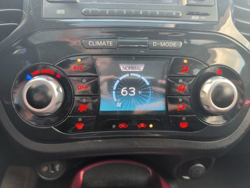 Used 2013 Nissan Juke SV image 15
