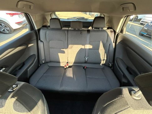 Used 2024 Nissan Ariya FWD image 37