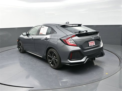 Used 2018 Honda Civic Sport image 5