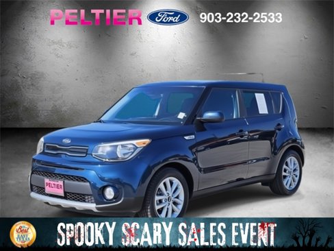 Used 2019 Kia Soul + image 3