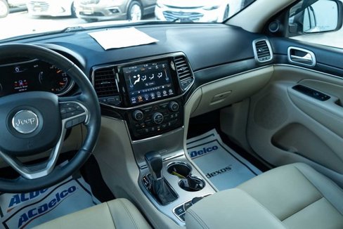 Used 2021 Jeep Grand Cherokee Limited image 17