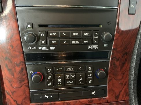 Used 2013 Cadillac Escalade Premium image 15