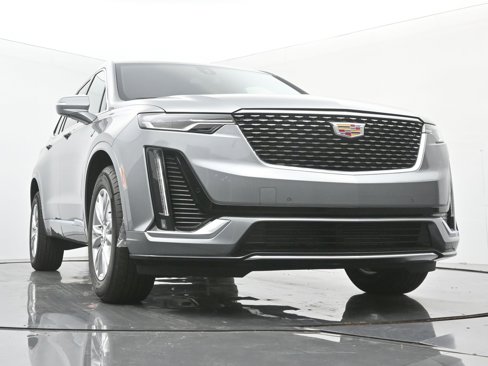 New 2025 Cadillac XT6 Luxury image 22