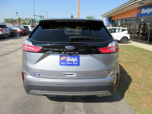 Used 2024 Ford Edge SEL w/ Cargo Accessory Package image 4