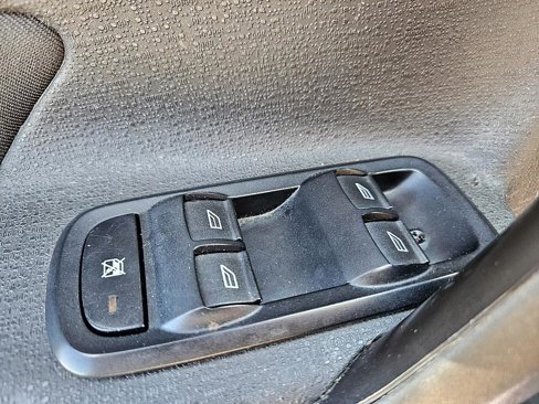 Used 2019 Ford Fiesta SE image 29