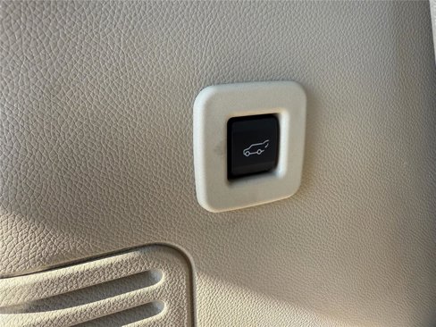 Used 2017 Ford Expedition Limited w/ Equipment Group 301A image 30