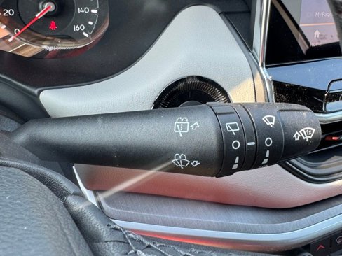 New 2025 Jeep Compass Limited image 17
