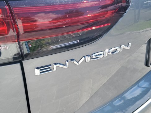 Used 2022 Buick Envision Essence w/ Safety Package image 8