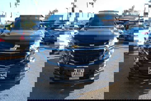 Used 2020 Chevrolet Equinox LT image 2