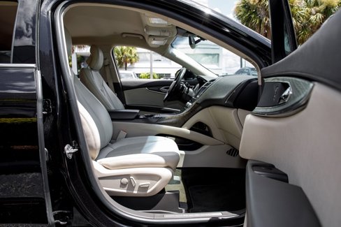 Used 2019 Lincoln Nautilus Select image 36