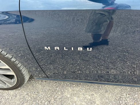 Used 2022 Chevrolet Malibu LT image 41