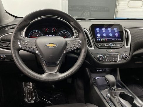 Used 2024 Chevrolet Malibu LT image 5