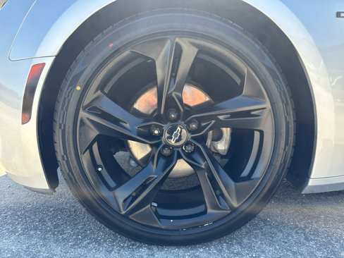 Used 2019 Chevrolet Camaro LS image 33