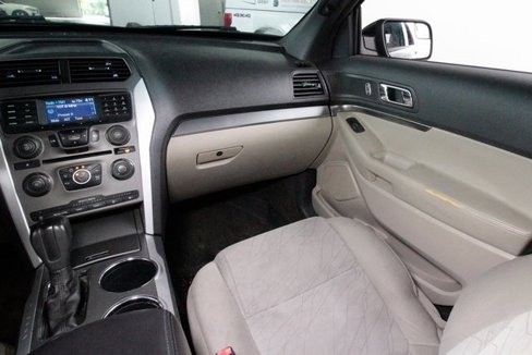 Used 2013 Ford Explorer FWD w/ Class III Trailer Tow Pkg image 9