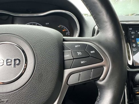 Used 2022 Jeep Grand Cherokee Limited image 28