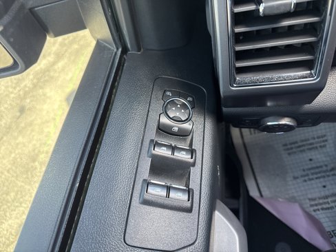 Used 2019 Ford F150 XLT w/ Equipment Group 302A Luxury image 14
