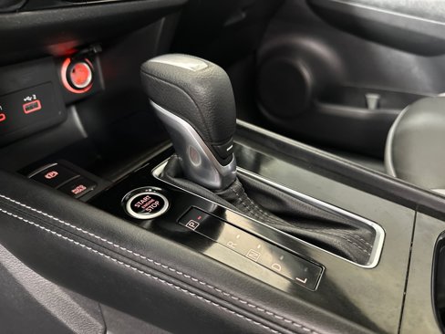 Used 2023 Nissan Kicks SR w/ SR Premium Package image 16