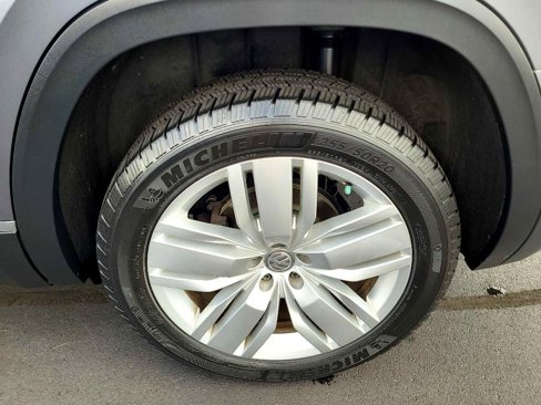 Used 2018 Volkswagen Atlas SEL Premium image 44