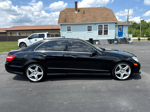 Used 2010 Mercedes-Benz E 350 4MATIC Sedan image 7