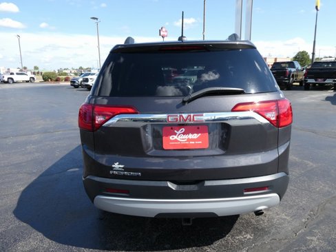 Used 2017 GMC Acadia SLE image 6
