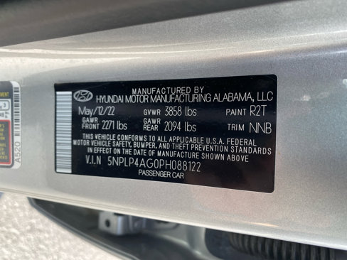 Certified 2023 Hyundai Elantra Limited w/ Preferred Accessory Package image 26