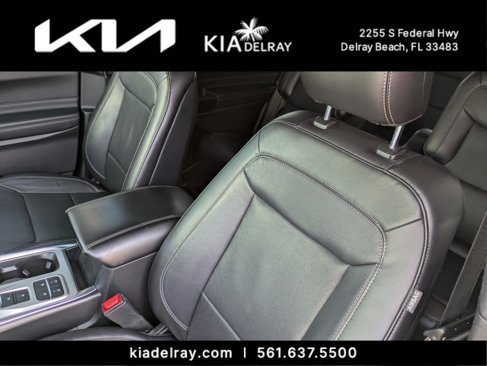 Used 2020 Ford Explorer Limited image 10