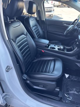 Used 2020 Ford Edge SEL image 32