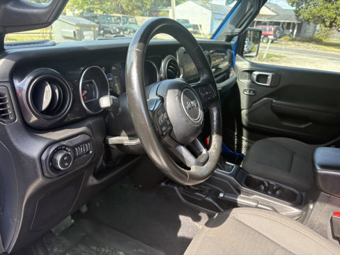 Used 2022 Jeep Gladiator Sport image 14