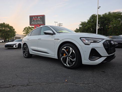 Used 2022 Audi e-tron Premium Plus w/ Premium Plus Package image 12