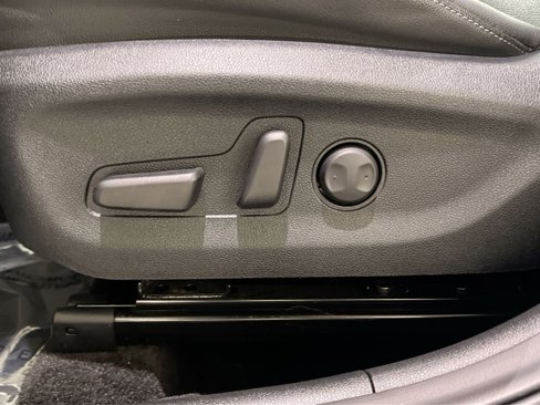 Used 2020 Kia Niro EX Premium image 24