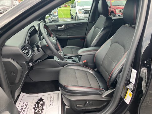 Used 2023 Ford Escape ST-Line w/ Tech Pack #1 image 13