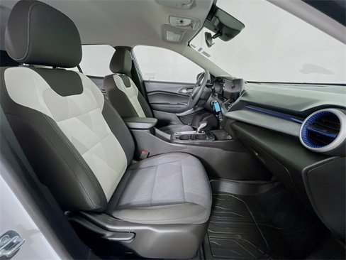 Certified 2024 Chevrolet Trax LS w/ LS Convenience Package image 29