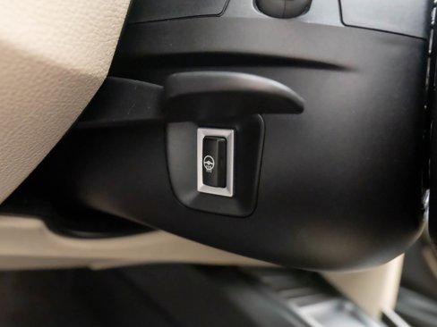 Used 2017 BMW 330e image 20