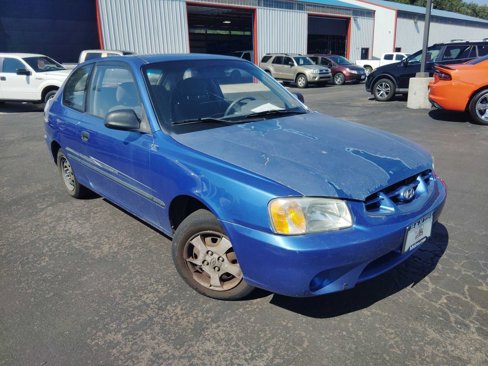 Used 2002 Hyundai Accent L image 3