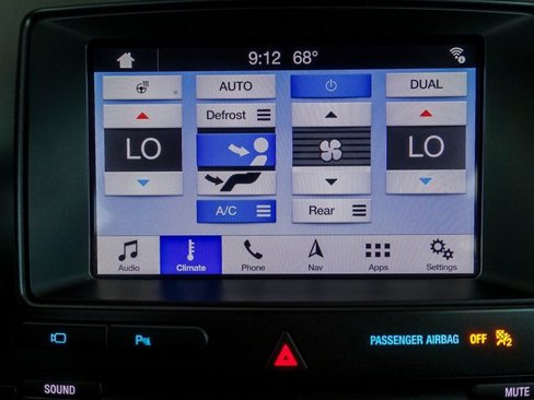 Used 2019 Ford Explorer Limited image 16