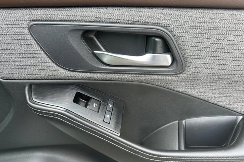 Used 2022 Nissan Rogue SV image 20