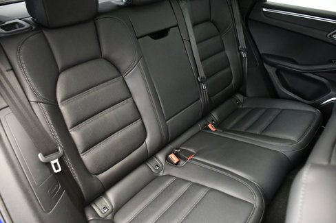 Certified 2023 Porsche Macan GTS image 54