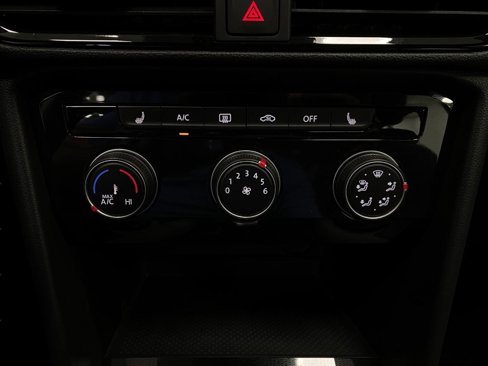 New 2025 Volkswagen Taos S image 22