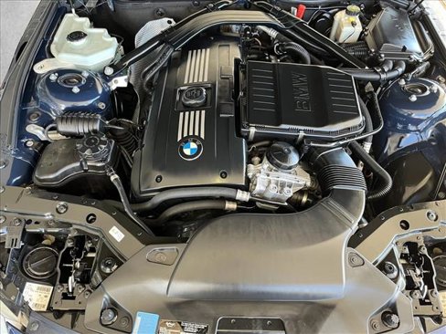 Used 2011 BMW Z4 sDrive35i image 14