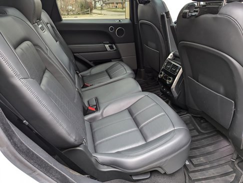 Used 2018 Land Rover Range Rover Sport HSE Dynamic image 8