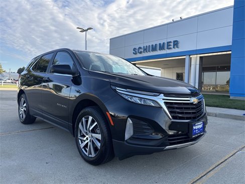 Used 2022 Chevrolet Equinox LT image 2