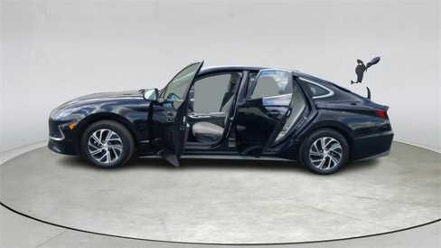 Used 2021 Hyundai Sonata Blue image 11