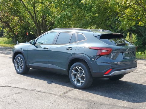 New 2025 Chevrolet Trax LT w/ LT Convenience Package image 4